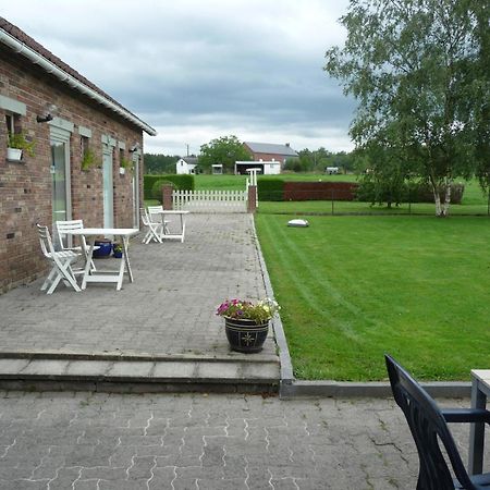 Bed and Breakfast Au Rond Chene à Biron Extérieur photo