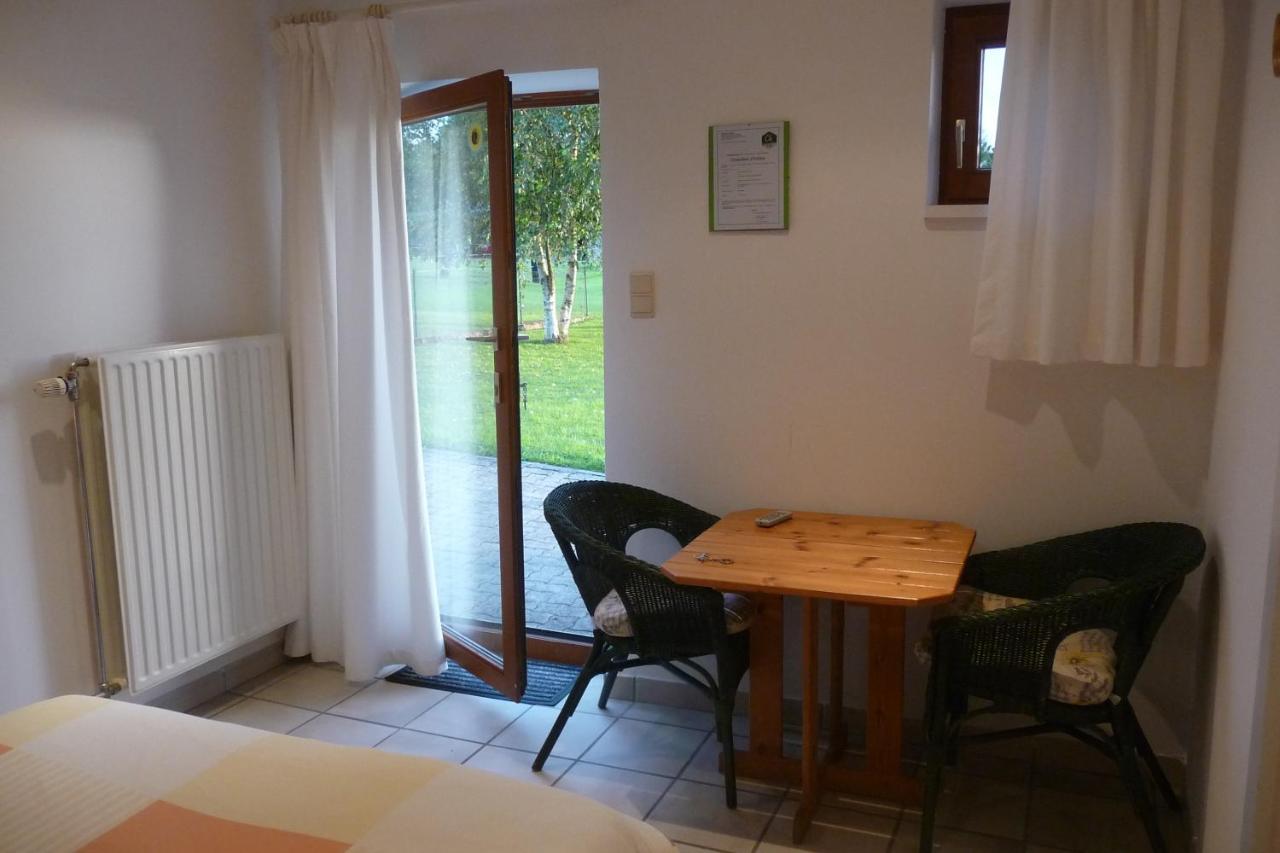 Bed and Breakfast Au Rond Chene à Biron Extérieur photo